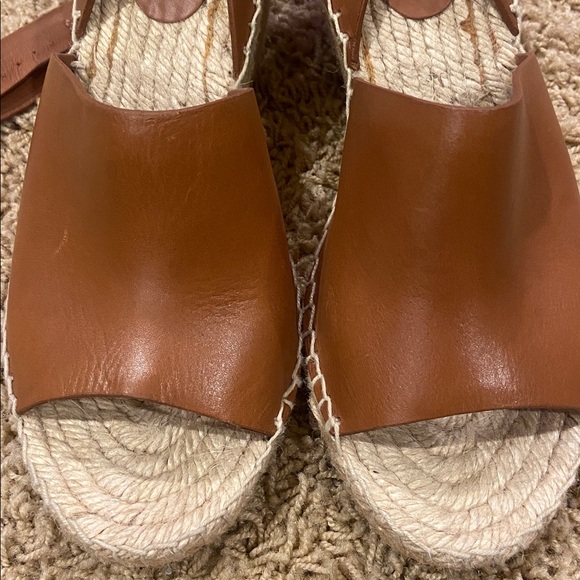 Celine - Picture 10 of 12